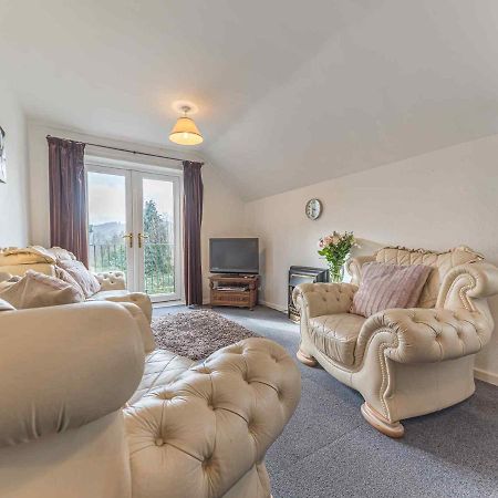 Pass The Keys Comfortable 3 Bed In Central Bowness With Parking Windermere Buitenkant foto