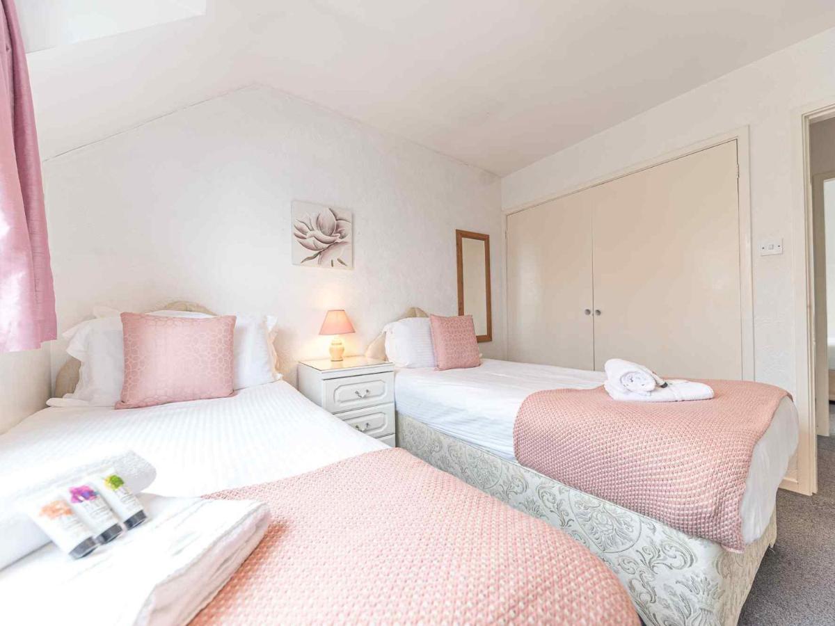 Pass The Keys Comfortable 3 Bed In Central Bowness With Parking Windermere Buitenkant foto