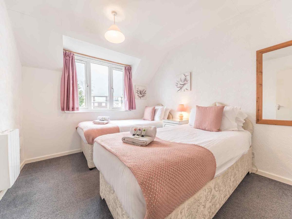 Pass The Keys Comfortable 3 Bed In Central Bowness With Parking Windermere Buitenkant foto